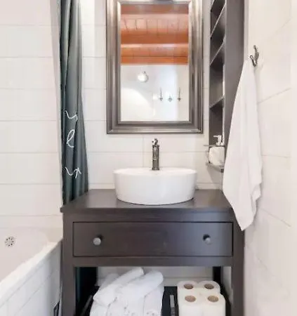 Nora's Lägenhet Hvar Town